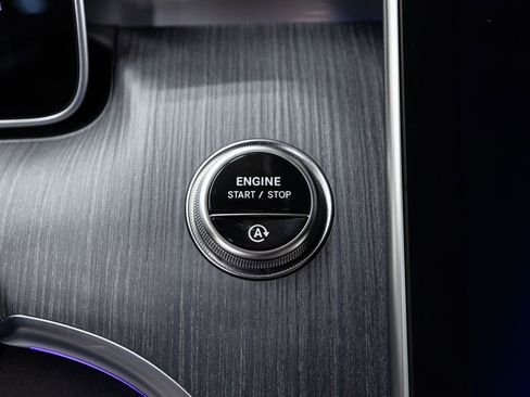 Used 2024 Mercedes-Benz CLE 450 4MATIC Cabriolet image 17