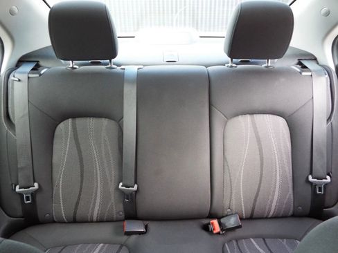 Used 2019 Chevrolet Sonic LT image 28