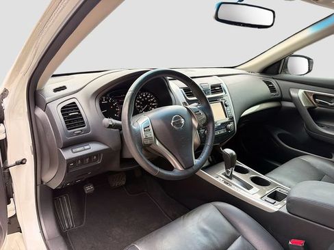 Used 2015 Nissan Altima 3.5 SL FWD image 24