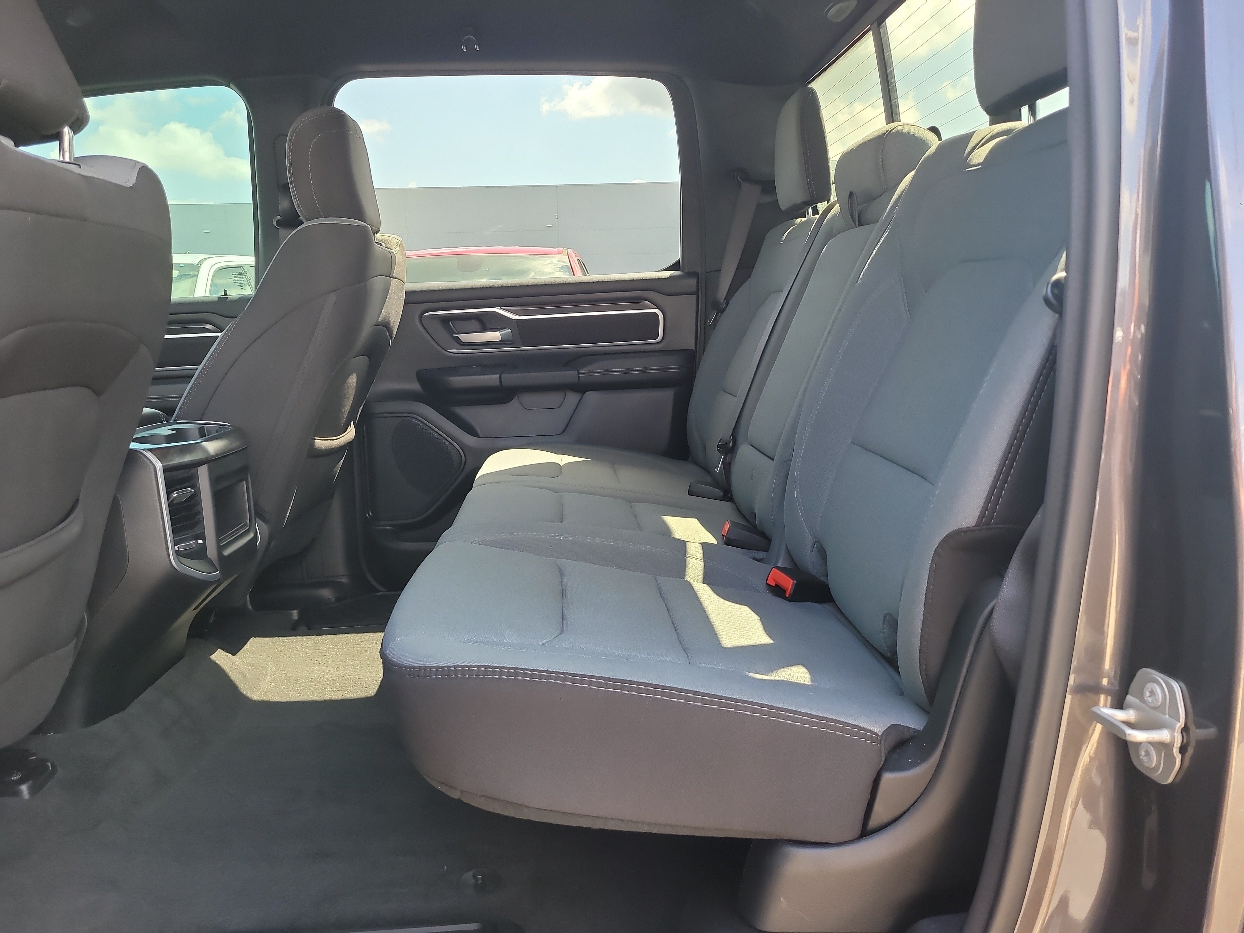 Used 2023 RAM 1500 Big Horn AWD/4WD image 12