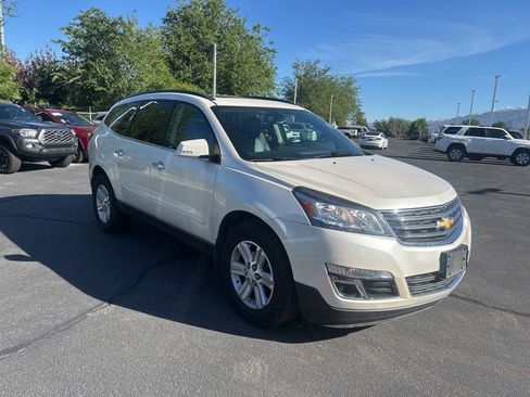 Used 2014 Chevrolet Traverse LT AWD/4WD image 2