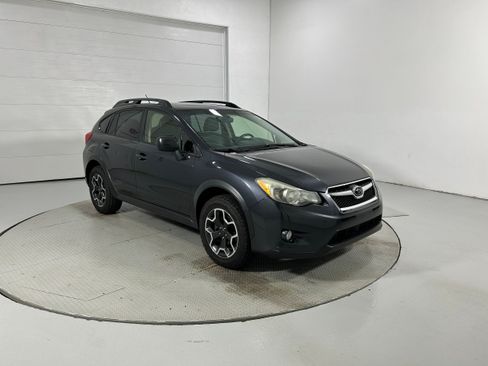 Used 2014 Subaru Crosstrek 2.0i Limited AWD/4WD image 3