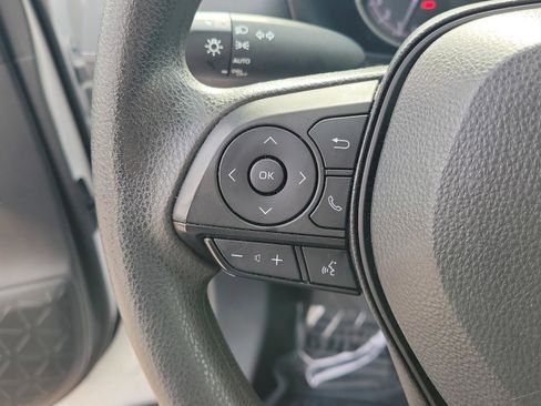 Used 2024 Toyota RAV4 XLE image 22