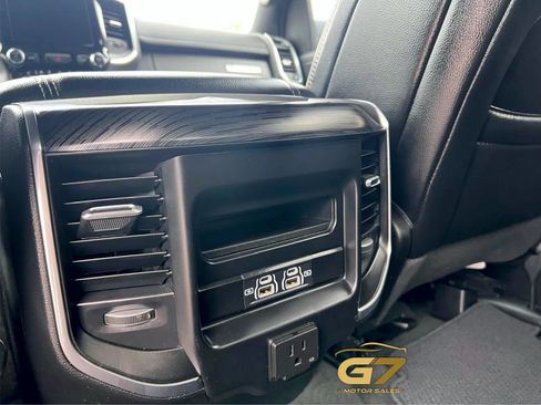 Used 2024 RAM 1500 Laramie RWD image 19