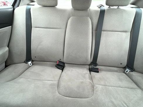 Used 2013 Honda Civic LX image 12