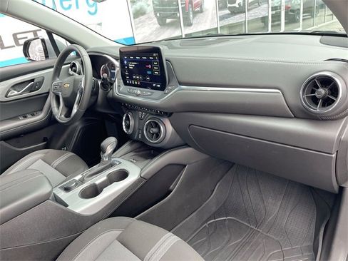Certified 2024 Chevrolet Blazer LT w/ Convenience Package image 28
