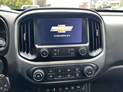 Used 2022 Chevrolet Colorado LT w/ Safety Package image 13