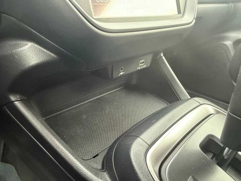 Certified 2025 Subaru Impreza 2.0i image 22