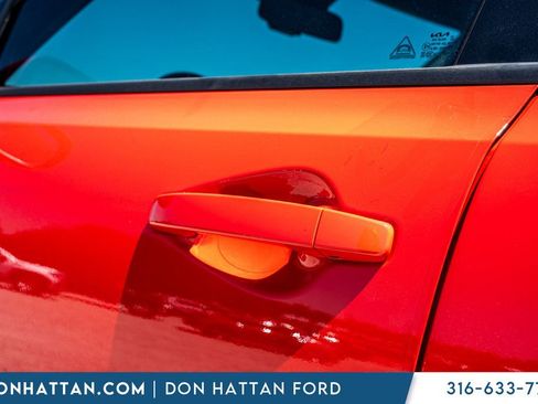 Used 2025 Kia Soul LX FWD image 30