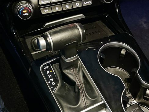 Used 2022 Kia Stinger GT-Line w/ Sun & Sound Package image 17