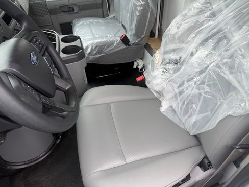 New 2027 Ford E-450 and Econoline 450 Super Duty w/ Power Equipment Group RWD image 17