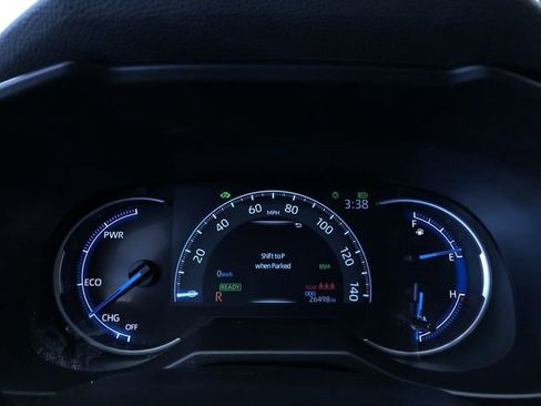 Certified 2025 Toyota RAV4 XLE AWD/4WD image 30