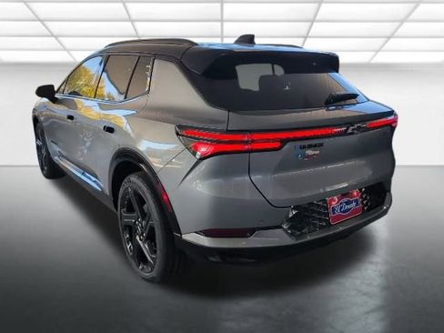 New 2026 Chevrolet Equinox EV RS image 2