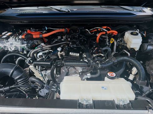 Used 2025 Toyota Land Cruiser 1958 image 33