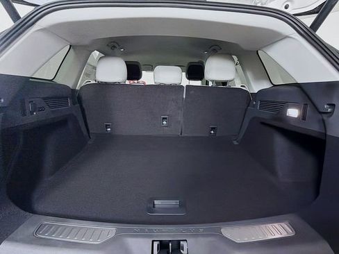 New 2026 Lincoln Nautilus Premier AWD/4WD image 29