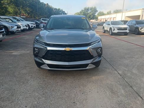 Used 2025 Chevrolet Blazer LT FWD image 5