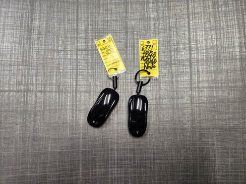 Used 2016 Tesla Model X 90D image 25