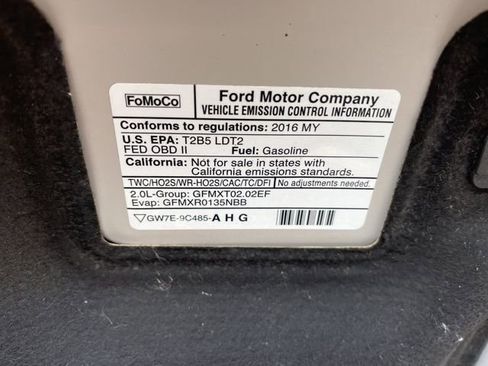 Used 2016 Ford Edge Titanium AWD/4WD image 27