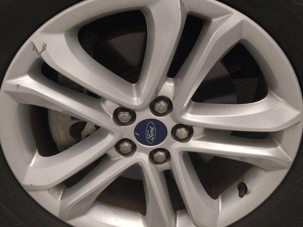 Used 2020 Ford Edge SEL FWD image 31
