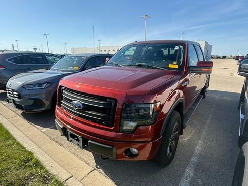 Used 2014 Ford F150 FX4 w/ Equipment Group 402A Luxury AWD/4WD image 3