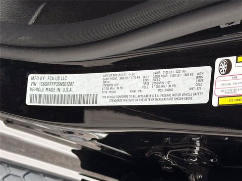 Used 2025 RAM 1500 Big Horn AWD/4WD image 32