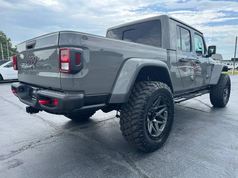 Used 2021 Jeep Gladiator Rubicon AWD/4WD image 3