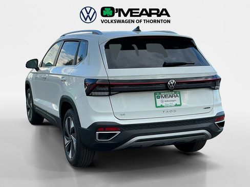 New 2025 Volkswagen Taos SE image 3
