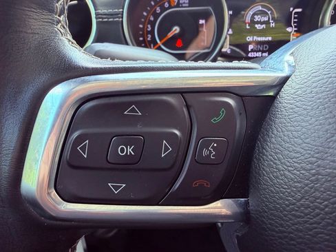 Used 2021 Jeep Gladiator Overland AWD/4WD image 18