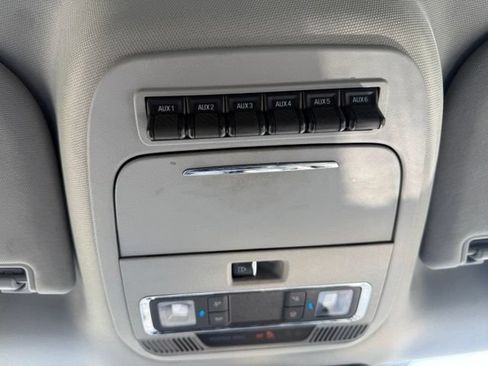 Used 2023 Ford F350 Lariat w/ Lariat Ultimate Package AWD/4WD image 36