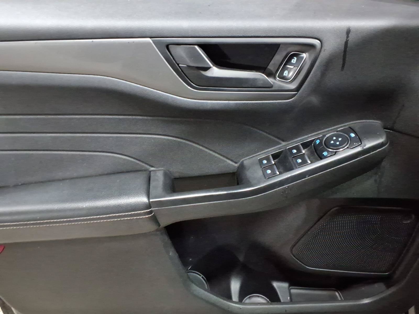 Certified 2023 Ford Escape Active FWD image 9