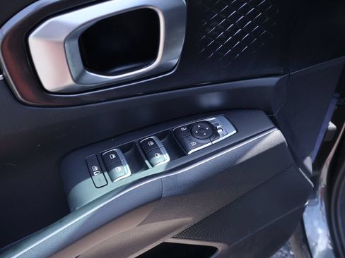 Certified 2023 Kia Sorento S FWD image 19