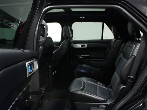 Used 2022 Ford Explorer ST w/ Equipment Group 401A image 13