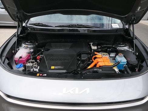Certified 2023 Kia Niro SX Touring FWD image 28