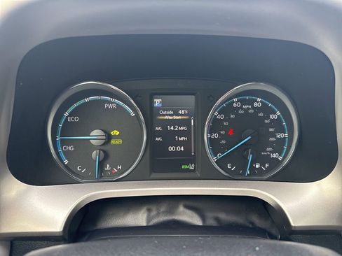 Used 2018 Toyota RAV4 XLE w/ Convenience Package image 13