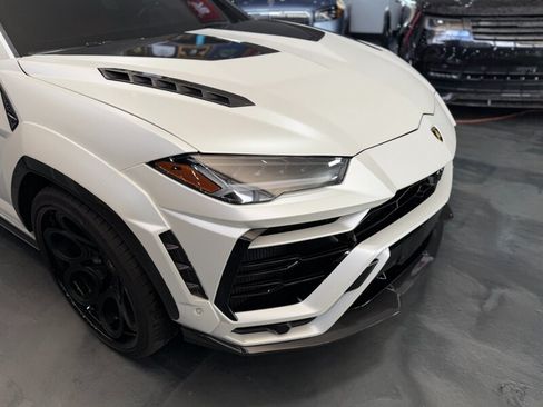 Used 2019 Lamborghini Urus AWD/4WD image 4