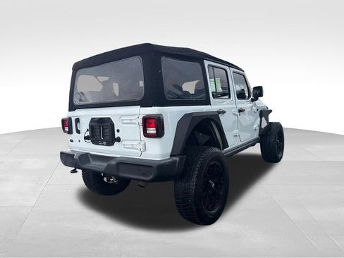 Used 2018 Jeep Wrangler Unlimited Sport AWD/4WD image 6