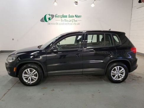 Used 2014 Volkswagen Tiguan S image 3