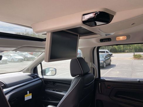 New 2026 Honda Odyssey Elite image 6