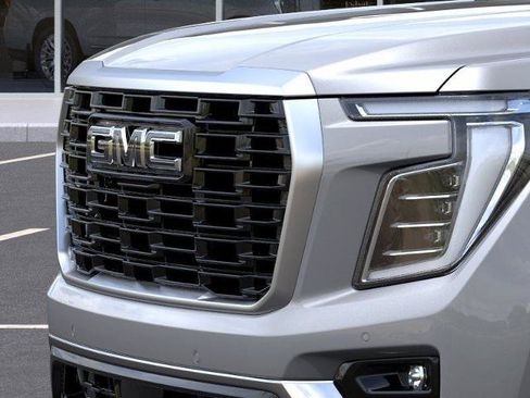 New 2026 GMC Yukon XL Denali AWD/4WD image 13