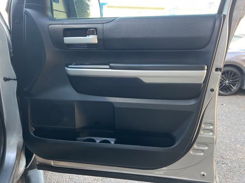 Used 2019 Toyota Tundra SR5 image 12