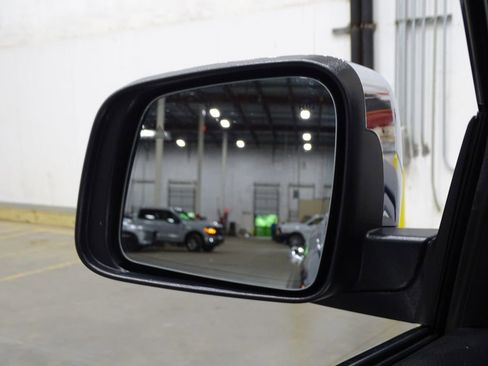 Used 2021 Jeep Grand Cherokee Limited image 41