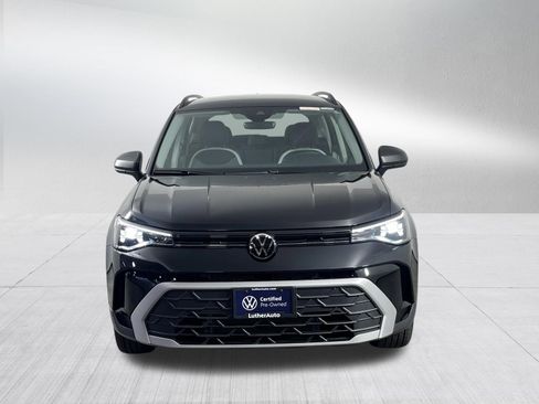 Certified 2025 Volkswagen Taos S FWD image 2