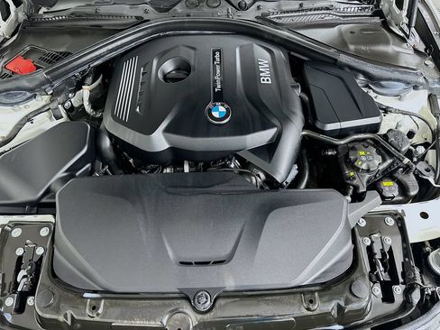 Used 2019 BMW 430i Coupe w/ M Sport Package RWD image 31