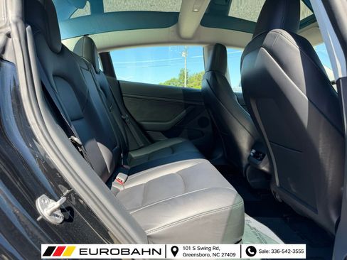 Used 2023 Tesla Model 3 Standard Range RWD image 18