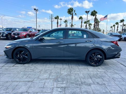 New 2026 Hyundai Elantra Sport FWD image 4