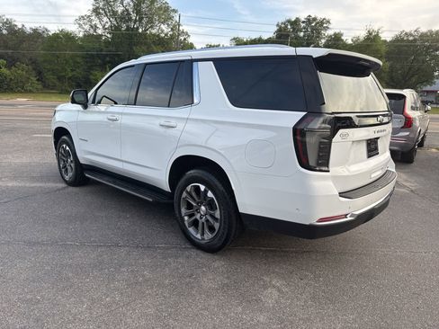 Used 2025 Chevrolet Tahoe LT w/ Comfort Package image 5