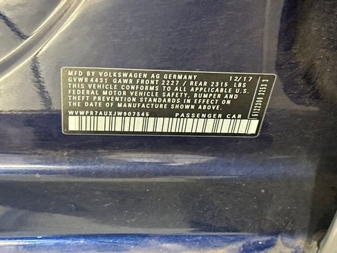 Used 2018 Volkswagen e-Golf SEL Premium image 31