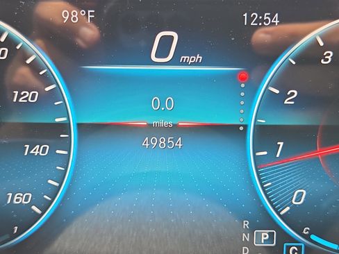 Used 2022 Mercedes-Benz GLB 250 image 23