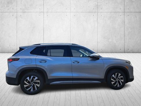 New 2026 Volkswagen Tiguan S image 4