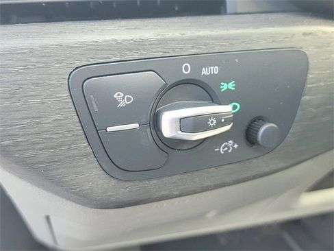 Used 2023 Audi A4 2.0T Premium Plus image 30